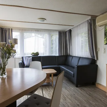 Chalet Comfortable With Dishwasher, In A Car-free Zone